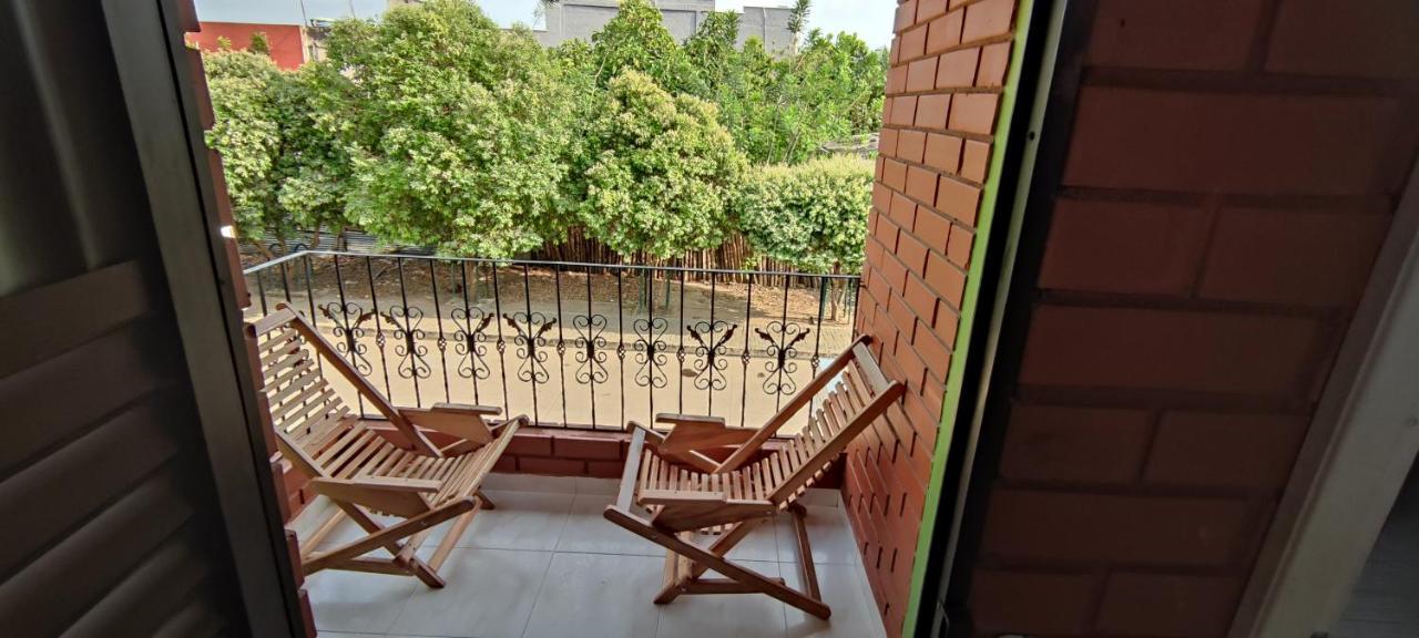 Mi Pueblo Natal Aptos Y Habitaciones Некокли Экстерьер фото