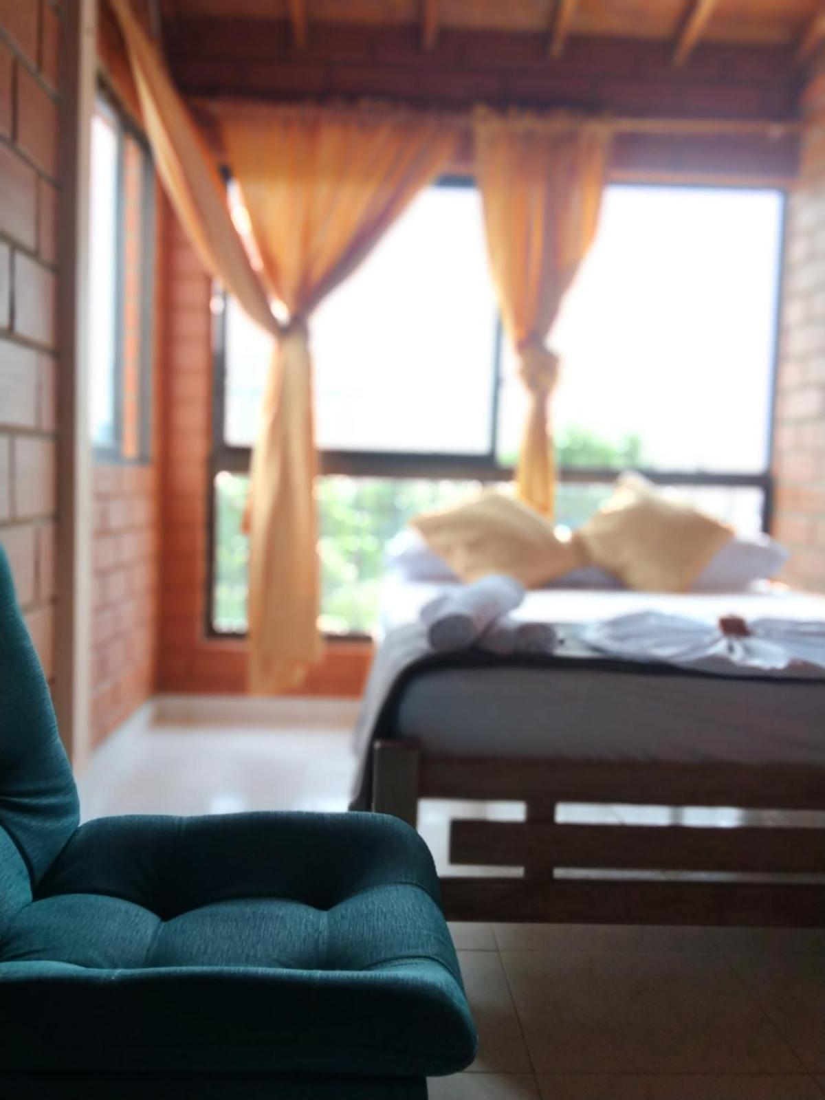 Mi Pueblo Natal Aptos Y Habitaciones Некокли Экстерьер фото
