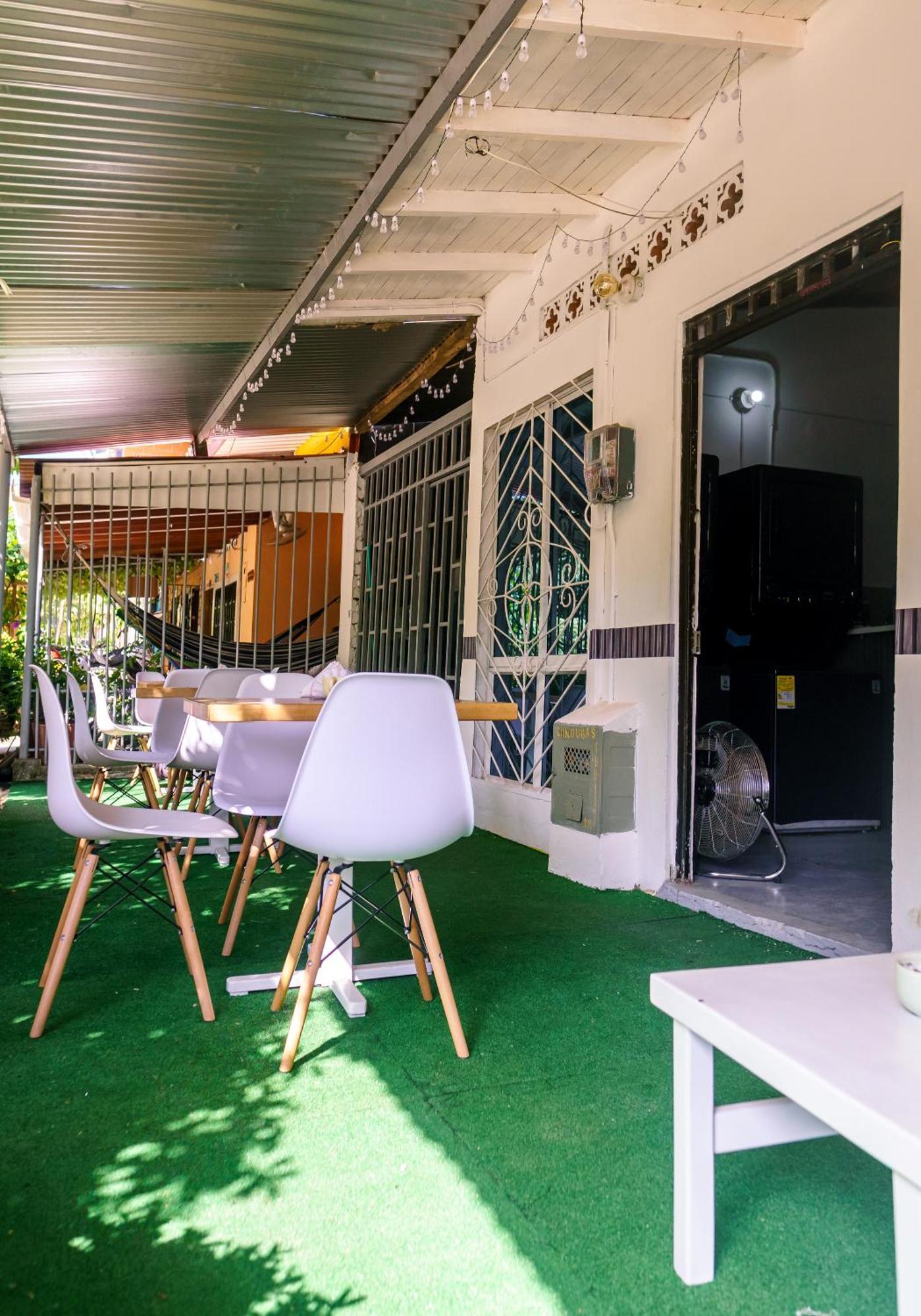 Mi Pueblo Natal Aptos Y Habitaciones Некокли Экстерьер фото
