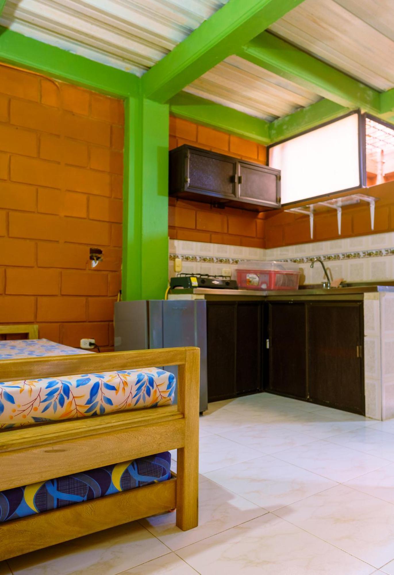 Mi Pueblo Natal Aptos Y Habitaciones Некокли Экстерьер фото